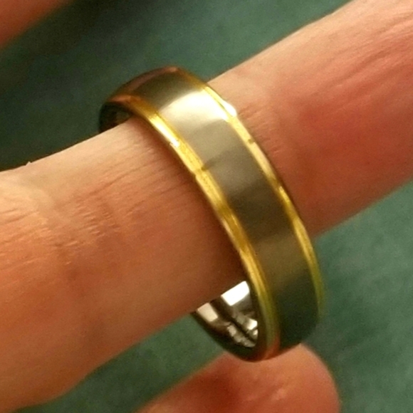 Men's ring - Picture 2 of 3
